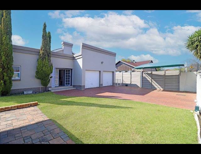 3 BEDROOM HOUSE FOR SALE IN EASTLEIGH RIDGE